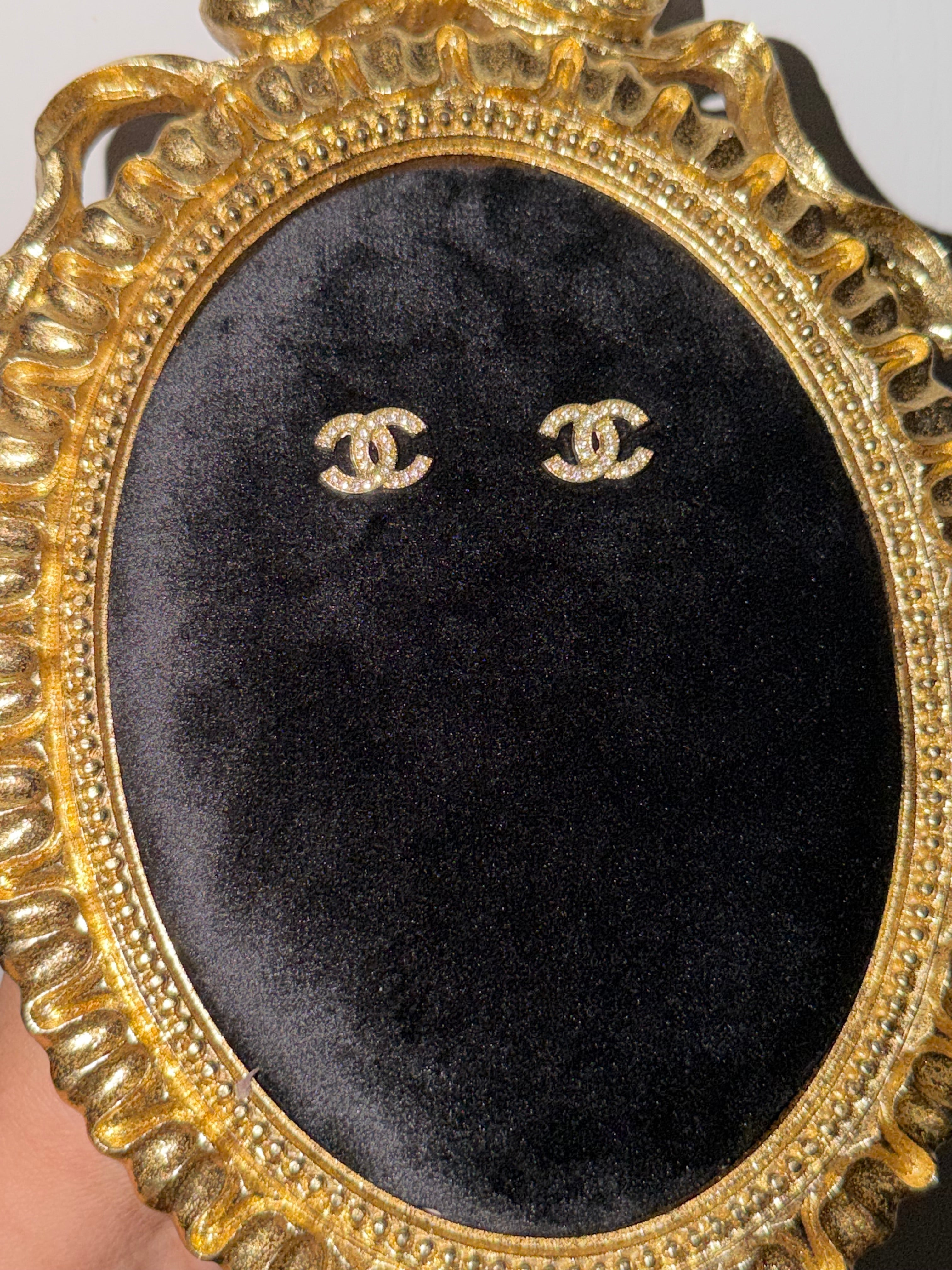 Lumière Gold Interlock Earrings
